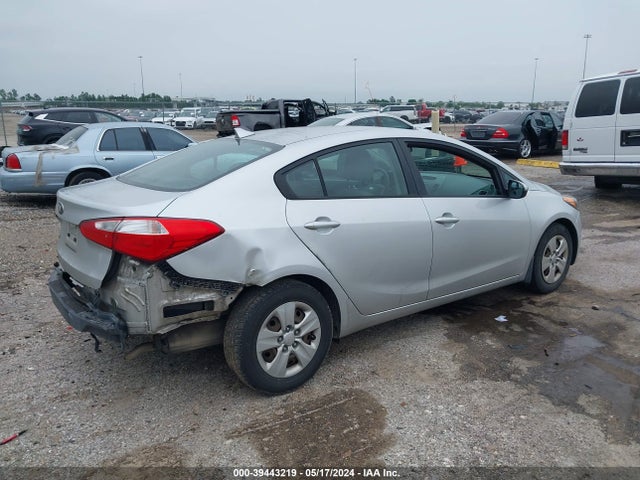 KIA FORTE LX 2015 KNAFX4A68F5328114 Image 4
