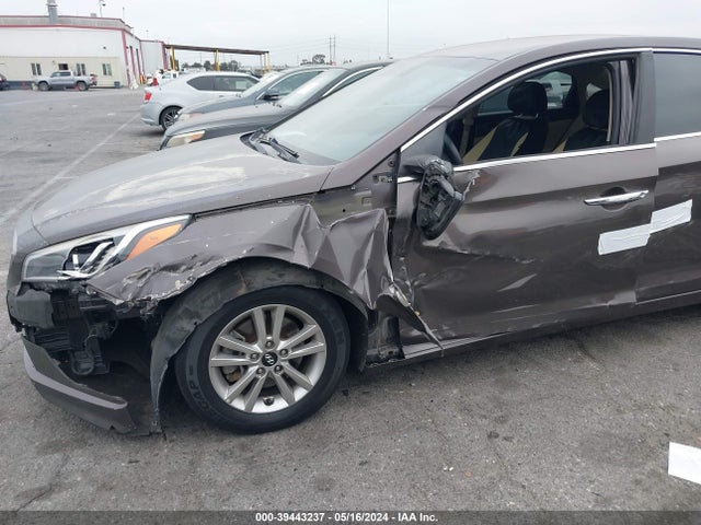 Hyundai Sonata 2017 5NPE24AF2HH585253 Image 6