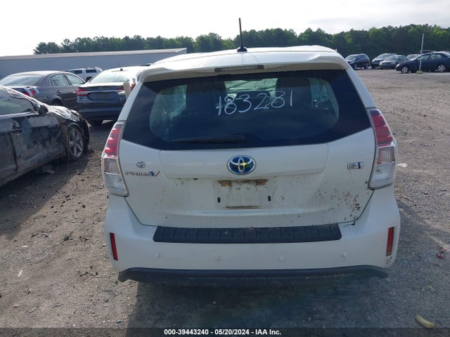 Toyota Prius V Four 2015 JTDZN3EU8FJ039816 Image 17
