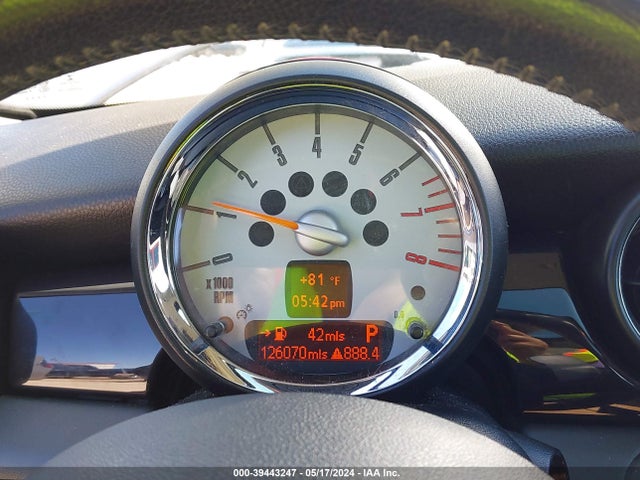 2009 MINI COOPER WMWMF33519TW70464 Photo 6