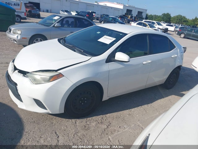 Toyota COROLLA LE 2014 5YFBURHE7EP053132 Image 2
