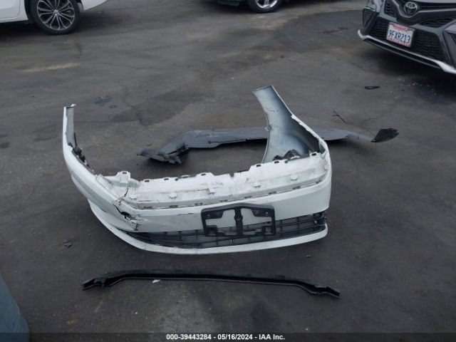 3VWE57BUXKM015974 Volkswagen Jetta 1.4t Sel