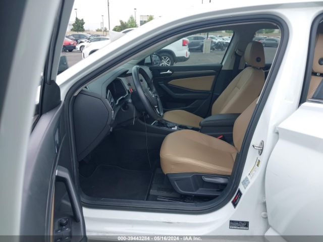 3VWE57BUXKM015974 Volkswagen Jetta 1.4t Sel
