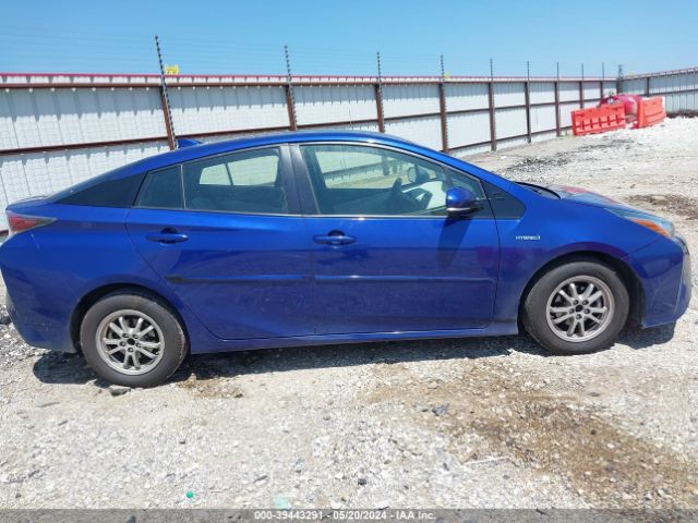 JTDKARFU0G3509437 Toyota Prius Three