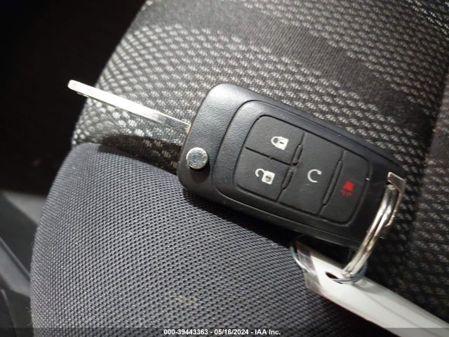 Chevrolet Sonic Lt Auto 2015 1G1JC6SB5F4169647 Image 11