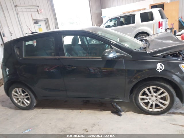 Chevrolet Sonic Lt Auto 2015 1G1JC6SB5F4169647 Image 13