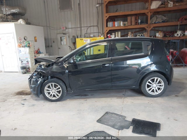 Chevrolet Sonic Lt Auto 2015 1G1JC6SB5F4169647 Image 14