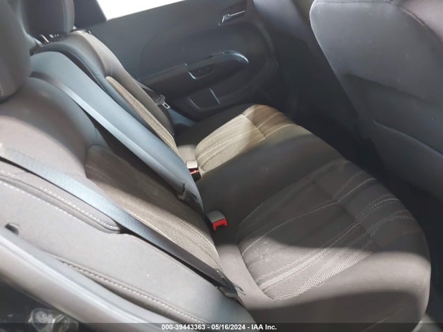 Chevrolet Sonic Lt Auto 2015 1G1JC6SB5F4169647 Image 8