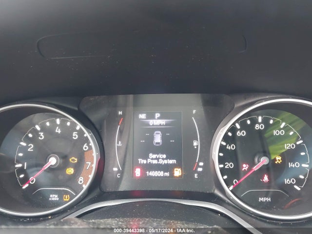 3C4NJCBB5JT465719 Jeep Compass Latitude Fwd