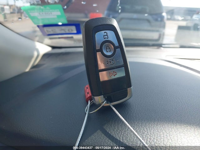 Ford FUSION SE 2019 3FA6P0HD3KR170004 Image 11