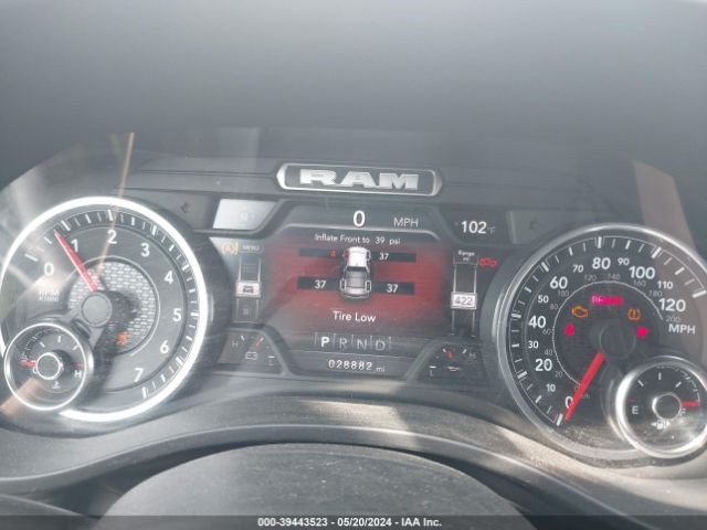 1C6SRFFT3NN418945 RAM 1500 Big Horn  4x4 5'7 Box