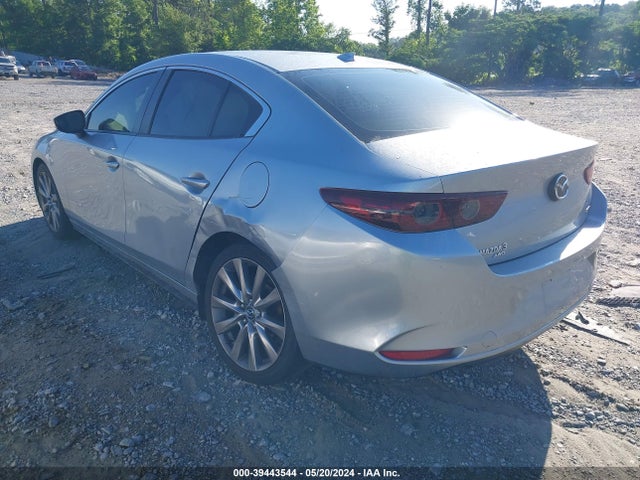 JM1BPBDMXK1121080 Mazda Mazda3 Preferred Package
