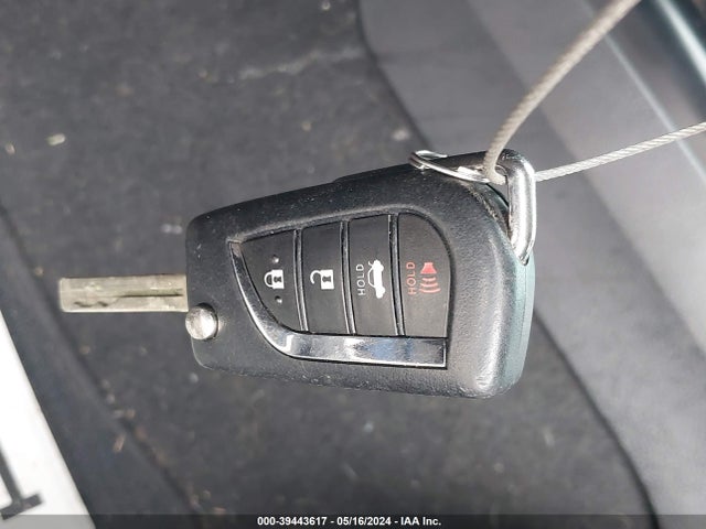 Toyota CAMRY LE 2020 4T1C11AKXLU394227 Image 11