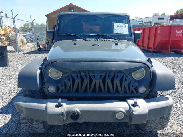 1C4BJWDG7GL243488 Jeep Wrangler Unlimited Sport