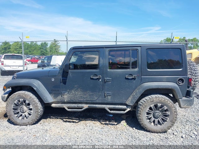 1C4BJWDG7GL243488 Jeep Wrangler Unlimited Sport