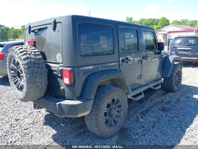 1C4BJWDG7GL243488 Jeep Wrangler Unlimited Sport