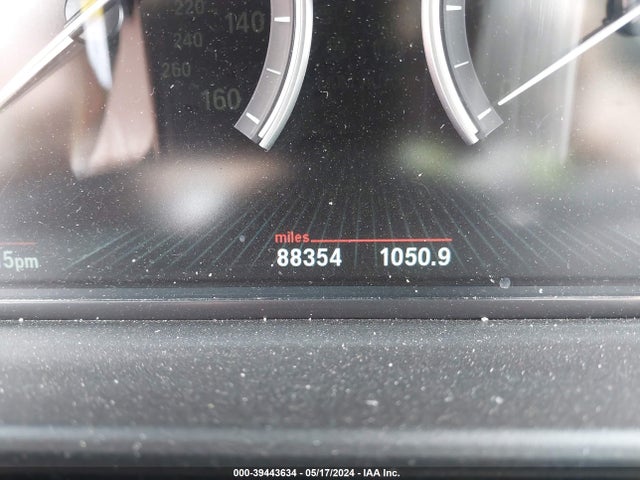WBAKP9C54GG587477 BMW 550i Xdrive