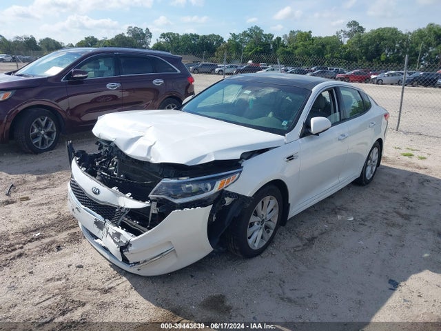 KIA OPTIMA EX 2016 5XXGU4L31GG064220 Image 2