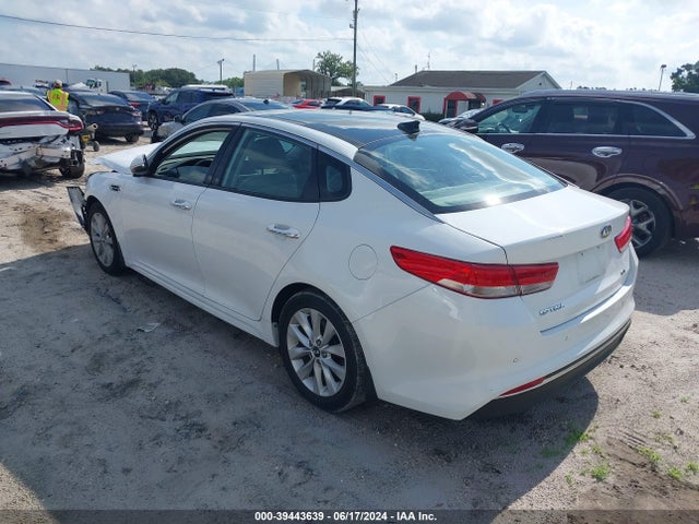 KIA OPTIMA EX 2016 5XXGU4L31GG064220 Image 3