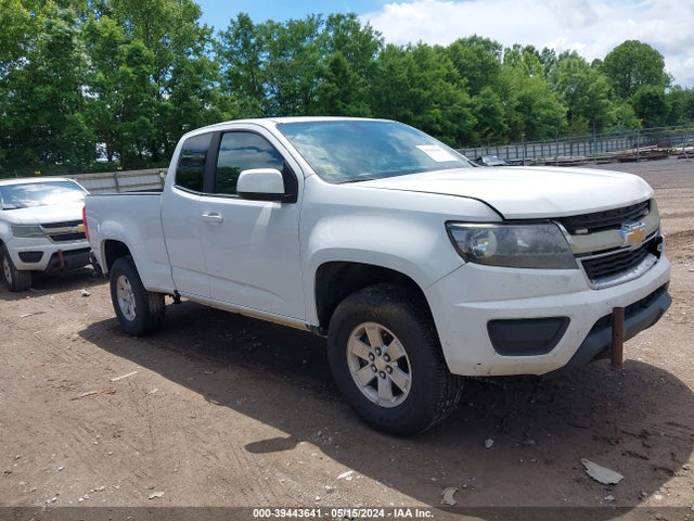 2018 1GCHSBEA6J1328917 main image