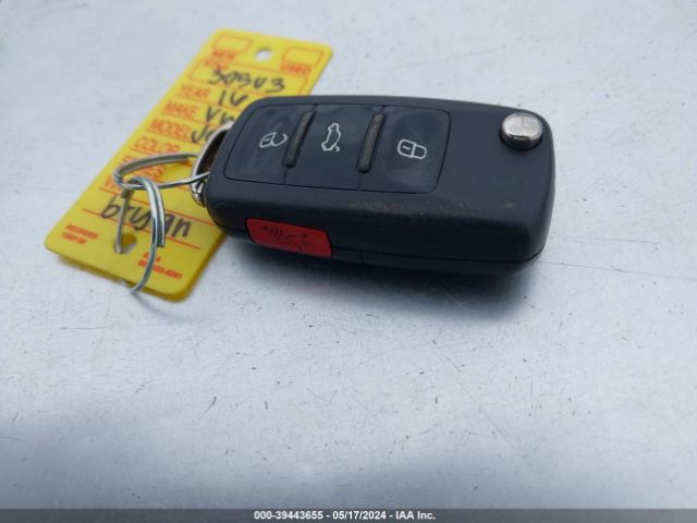 3VWD17AJ2GM397472 Volkswagen Jetta 1.8t Sport