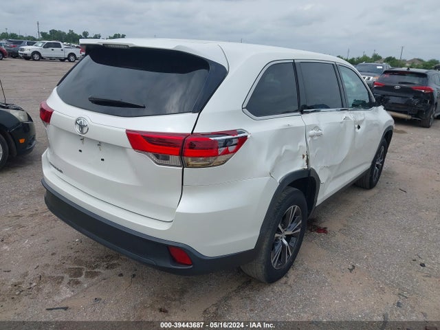 Toyota Highlander Le 2019 5TDZARFH7KS055048 Image 4