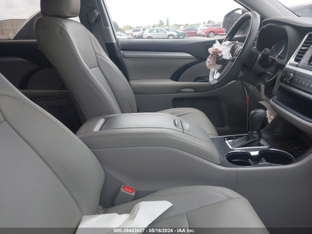 Toyota Highlander Le 2019 5TDZARFH7KS055048 Image 5