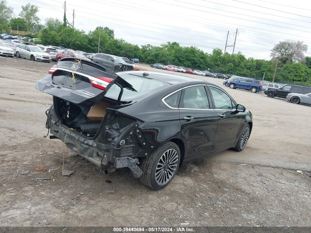 Ford Fusion Titanium 2018 3FA6P0D90JR247508 Image 4