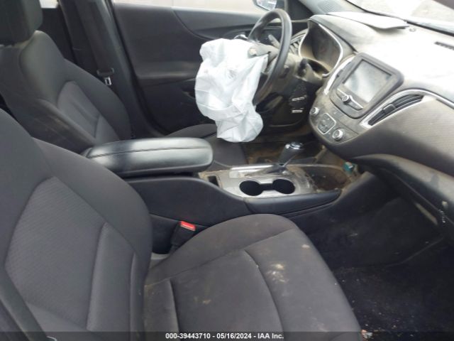 1G1ZD5ST0JF162167 Chevrolet MALIBU LT