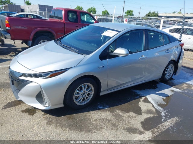 Toyota Prius Prime Xle 2021 JTDKAMFP6M3177156 Image 2