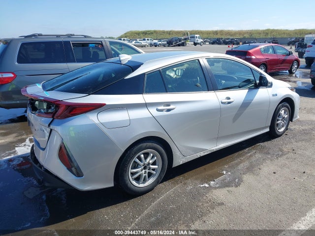 Toyota Prius Prime Xle 2021 JTDKAMFP6M3177156 Image 4