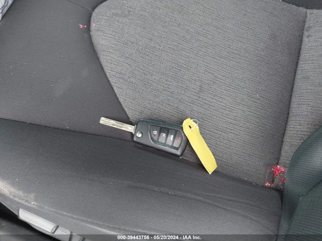 Toyota CAMRY LE 2018 4T1B11HK9JU650596 Image 11
