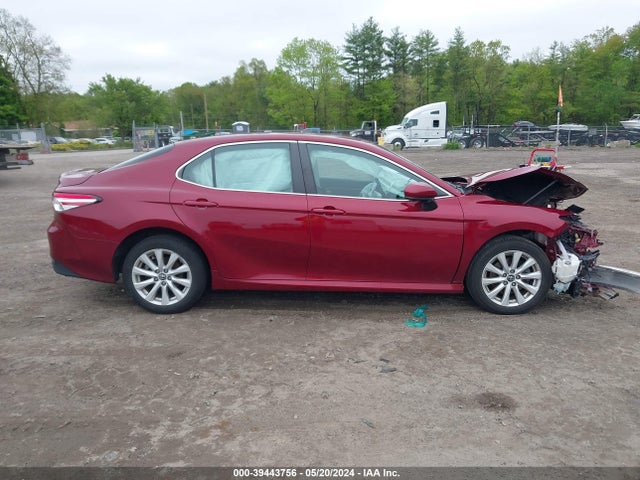 Toyota CAMRY LE 2018 4T1B11HK9JU650596 Image 13