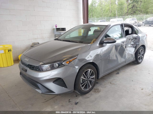 KIA Forte Lxs 2023 3KPF24AD0PE648288 Image 2