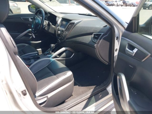 KMHTC6AE0FU218616 Hyundai Veloster Turbo