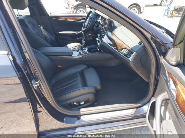 WBAJA7C58JG908476 BMW 530i Xdrive