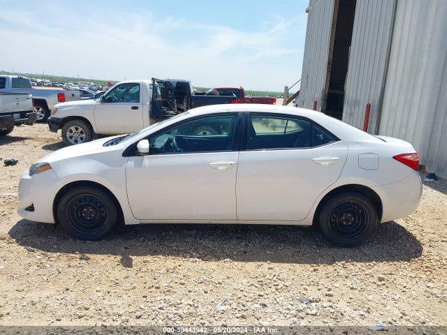 Toyota COROLLA LE 2018 2T1BURHE5JC073048 Image 15