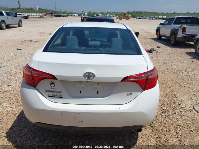 Toyota COROLLA LE 2018 2T1BURHE5JC073048 Image 17