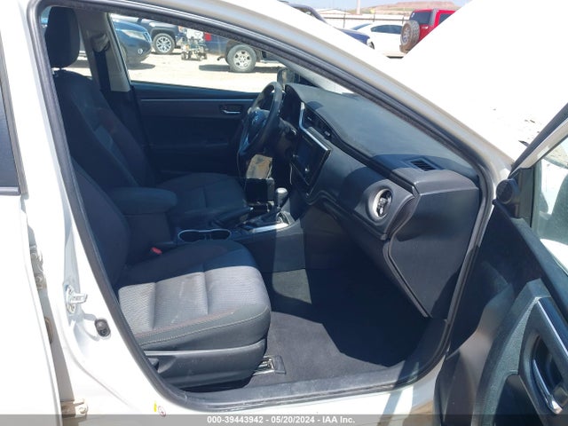 Toyota COROLLA LE 2018 2T1BURHE5JC073048 Image 5