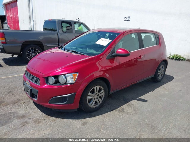 Chevrolet Sonic Lt Auto 2014 1G1JC6SBXE4165530 Image 2