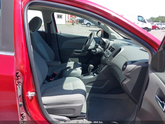 Chevrolet Sonic Lt Auto 2014 1G1JC6SBXE4165530 Image 5