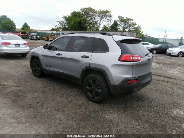 1C4PJLABXHW548013 Jeep Cherokee Altitude Fwd