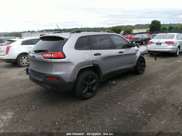 1C4PJLABXHW548013 Jeep Cherokee Altitude Fwd