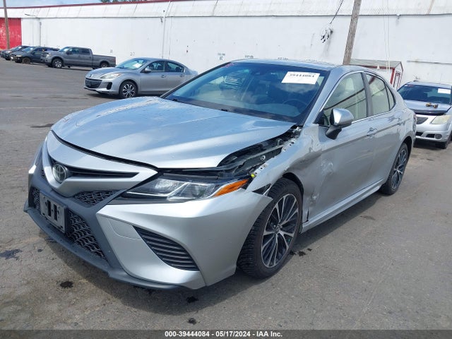 Toyota CAMRY SE 2018 JTNB11HK7J3015754 Image 2