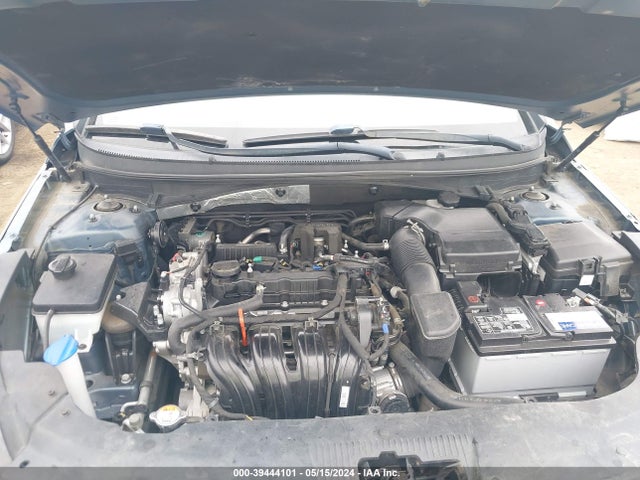 Hyundai SONATA SE 2017 5NPE24AF3HH565206 Image 10