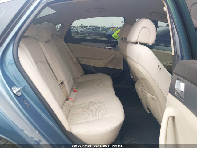 Hyundai SONATA SE 2017 5NPE24AF3HH565206 Image 8