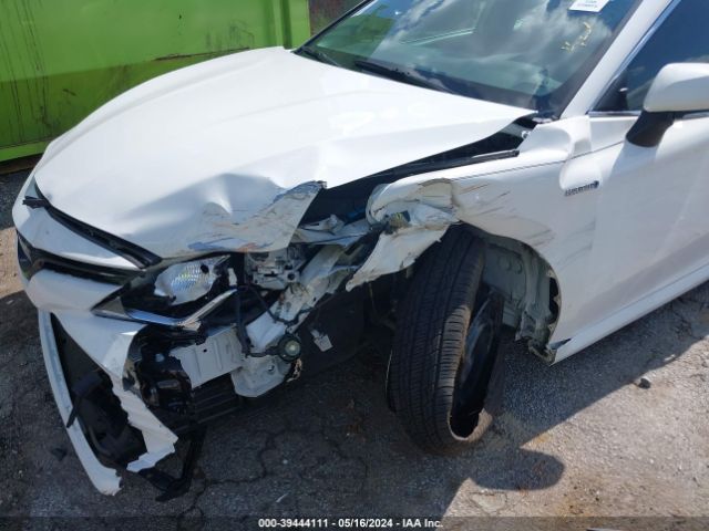 4T1B31HK1KU004870 Toyota Camry Hybrid Le