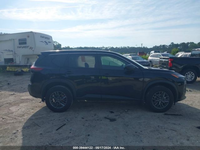 5N1BT3AA3PC912697 Nissan Rogue S Fwd