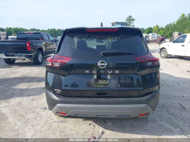 5N1BT3AA3PC912697 Nissan Rogue S Fwd