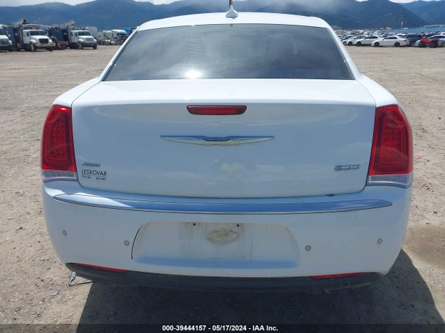Chrysler 300 Anniversary Edition 2016 2C3CCARG9GH325041 Image 17